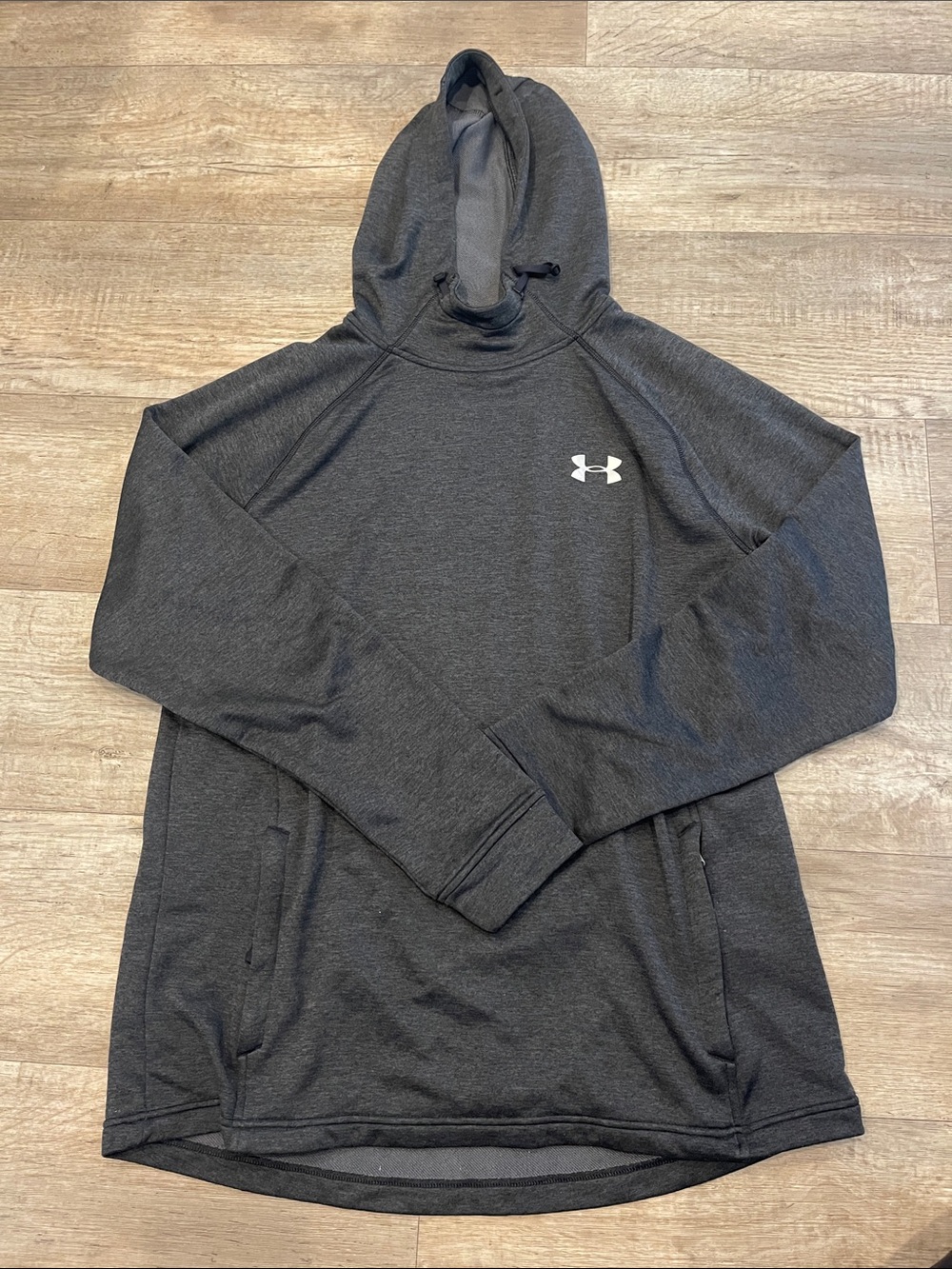 Under Armour Men’s Dark Gray Hooded Performance Pullover